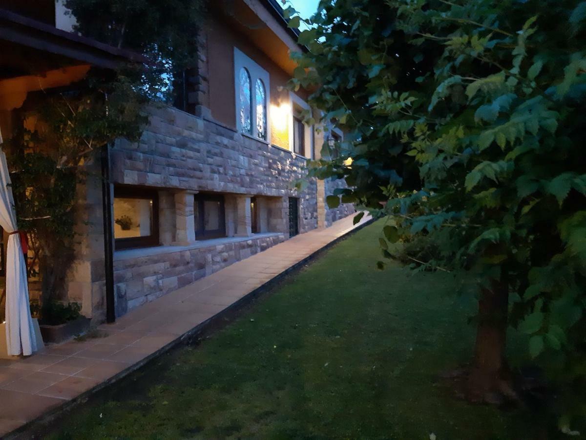 Hosteria Las Fuentes Rubayo Exteriér fotografie